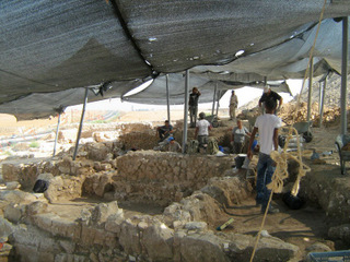 2.	צילום החפירה הארכיאולוגית: ניר שמשון פארן, באדיבות רשות העתיקות