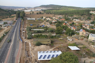 1. An aerial view of the large excavation along Highway 38. Photograph: Sky View Company, courtesy of the Israel Antiquities Authority