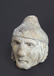 ראש פסל דמות אדם  
 צלם:קלרה עמית