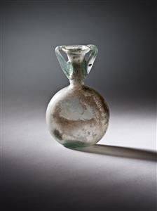 Pilgrim Flask  
 Photographer:Meidad Suchowolski