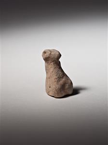 Fragment Figurine Zoomorphic  
 Photographer:Meidad Suchowolski