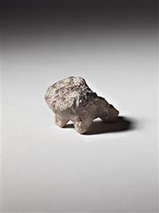 Fragment Figurine Zoomorphic  
 Photographer:Meidad Suchowolski