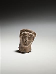 Head Figurine Female Image  
 Photographer:Meidad Suchowolski