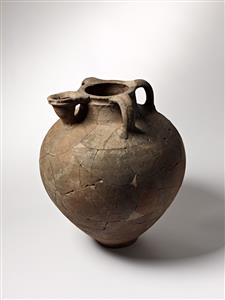 Pillar-Handled Jar  
 Photographer:Meidad Suchowolski