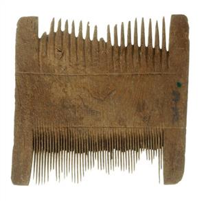 Comb  
 Photographer:Clara Amit