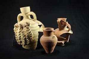 Neck-Strainer Jug With comb decoration
Photographer:Yolovitch Yael