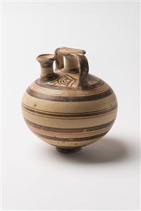 Stirrup Jar Mycenean 
 Photographer:Meidad Suchowolski