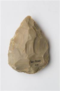 Cordiform Hand Axe  
 Photographer:Meidad Suchowolski