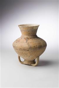 Jericho Vase With Three Loop-Handle-Shaped Feet 
 Photographer:Meidad Suchowolski