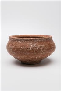 Carinated Bowl (once) Burnished 
 Photographer:Meidad Suchowolski