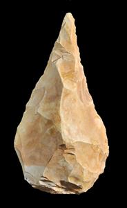 Micoquian Hand Axe  
 Photographer:Yolovitch Yael