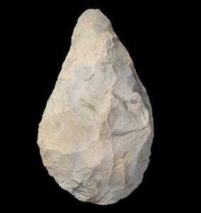 Handaxe Almond-Shaped 
 Photographer:Yolovitch Yael