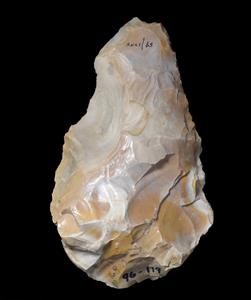 Handaxe  
 Photographer:Yolovitch Yael