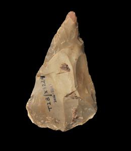 Handaxe
Photographer:Yolovitch Yael