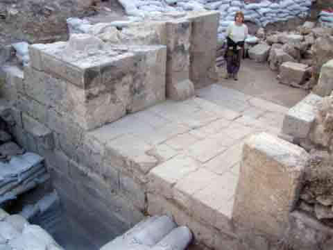 http://www.antiquities.org.il/images//sites/stefanski_tverya/P9170152.jpg