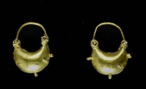Earring Crescent