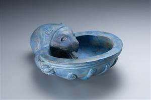 Lion-Hand Bowl
 Photographer:Koren Miki
