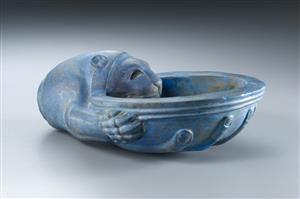 Lion-Hand Bowl
 Photographer:Koren Miki