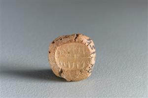 Bulla Inscribed
Photographer:Koren Miki