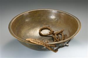 Bowl
 Photographer:Koren Miki