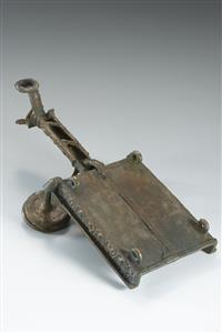 Incense Shovel Decorated in Relief
 Photographer:Koren Miki