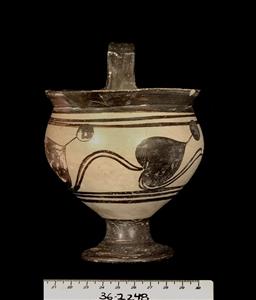 Kylix Mycenean 
 Photographer:Mariana Salzberger