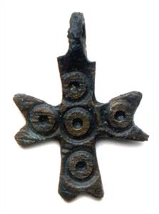 Pendant Cross 
 Photographer:Unknown