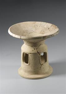 Chalice Fenestrated 
 Photographer:Koren Miki