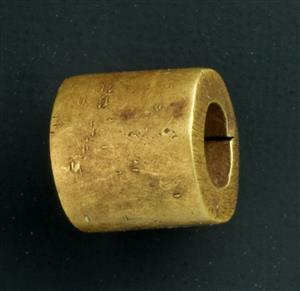 Bead Cylindrical
Photographer:Clara Amit