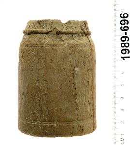Vessel Lid Pyxis
 Photographer:Clara Amit