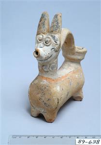 Zoomorphic Vessel  
 Photographer:Clara Amit