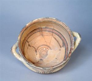 Bowl Philistine Bichrome
Photographer:Clara Amit