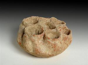 Seven-Cupped Bowl
 Photographer:Clara Amit