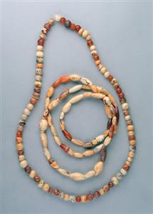 Necklace
 Photographer:Clara Amit