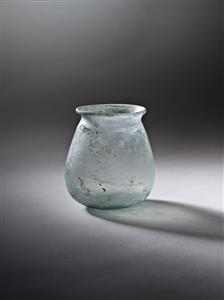 Beaker  
 Photographer:Meidad Suchowolski