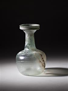 Bottle
Photographer:Meidad Suchowolski