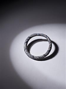 Bracelet
Photographer:Meidad Suchowolski