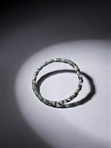 Bracelet
Photographer:Meidad Suchowolski