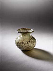 Small Jar  
 Photographer:Meidad Suchowolski