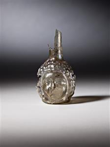 Bottle Human Image
Photographer:Meidad Suchowolski