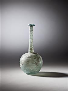 Bottle  
 Photographer:Meidad Suchowolski