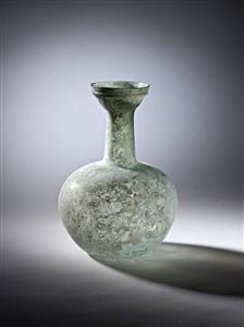 Bottle  
 Photographer:Meidad Suchowolski