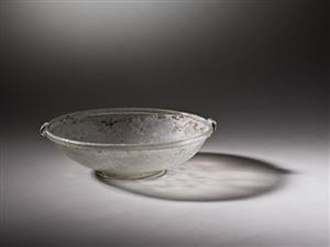 Bowl Wishbone Handled
Photographer:Meidad Suchowolski