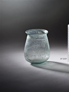 Beaker  
 Photographer:Meidad Suchowolski