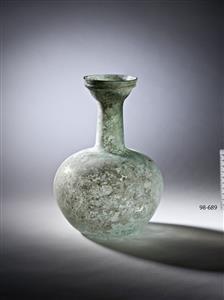 Bottle  
 Photographer:Meidad Suchowolski