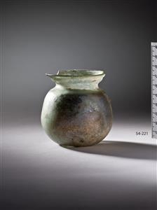 Small Jar  
 Photographer:Meidad Suchowolski