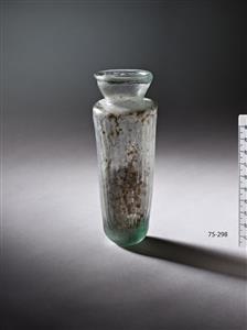 Bottle  
 Photographer:Meidad Suchowolski