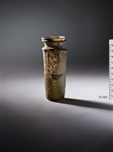 Bottle  
 Photographer:Meidad Suchowolski