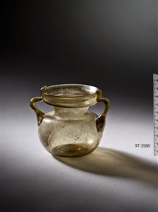 Small Jar
Photographer:Meidad Suchowolski