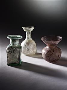 Bottle Square 
 Photographer:Meidad Suchowolski